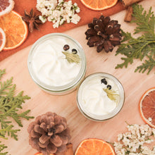 Charger l'image dans la galerie, Beurre fouetté pour le corps eucalyptus et sapin baumier, fait d'ingrédients naturels et huiles essentielles, texture légère, contenant de verre