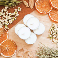 Charger l'image dans la galerie, Ensemble de 6 lampions de la collection d'été, faits de cire de soya et de coco et d'huiles essentielles, décorés de fleurs et feuilles